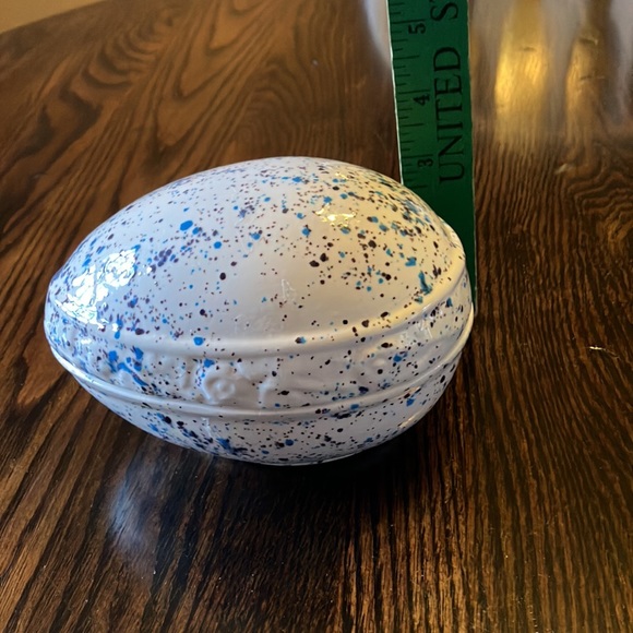 Gorgeous Vintage 1968 Easter Egg Decor - Picture 7 of 7